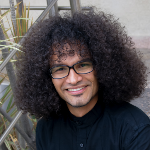 Oscards14's profile picture. Diseñador Gráfico
#Marcas
#diseñopublicitario
#branding
Creador de https://t.co/LXEyU8DFCh