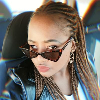 Goshhunter's profile picture. *Woman in Media *Communications Expert  *Now let's tweet!