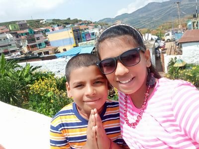 Vasanth29921648's profile picture. reading books