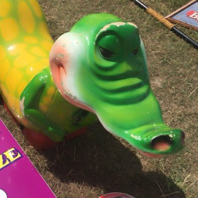 EBIFromTheRight's profile picture. 