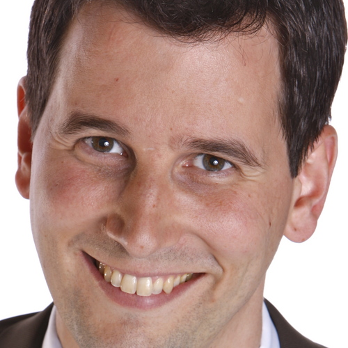 Bauingenieur, Fairhandler, Immobilienexperte, Preisverhandler, Menschenfreund, Familienmensch, Lebensfreudig