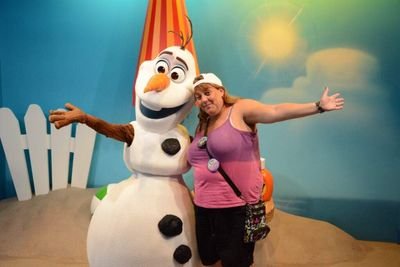 Lives for travel eats sleeps and breathes Disney. 
I'm funny, dopey loud but fun.

job :professional female vocalist 

@ourworldtravel3