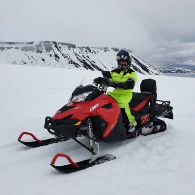 Ruuu89's profile picture. 🏨☢☠📝