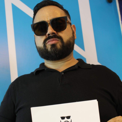 HardmandC's profile picture. Reportero para MVS noticias El Paso/ Cd. Juárez, Fotografo, músico y cantante