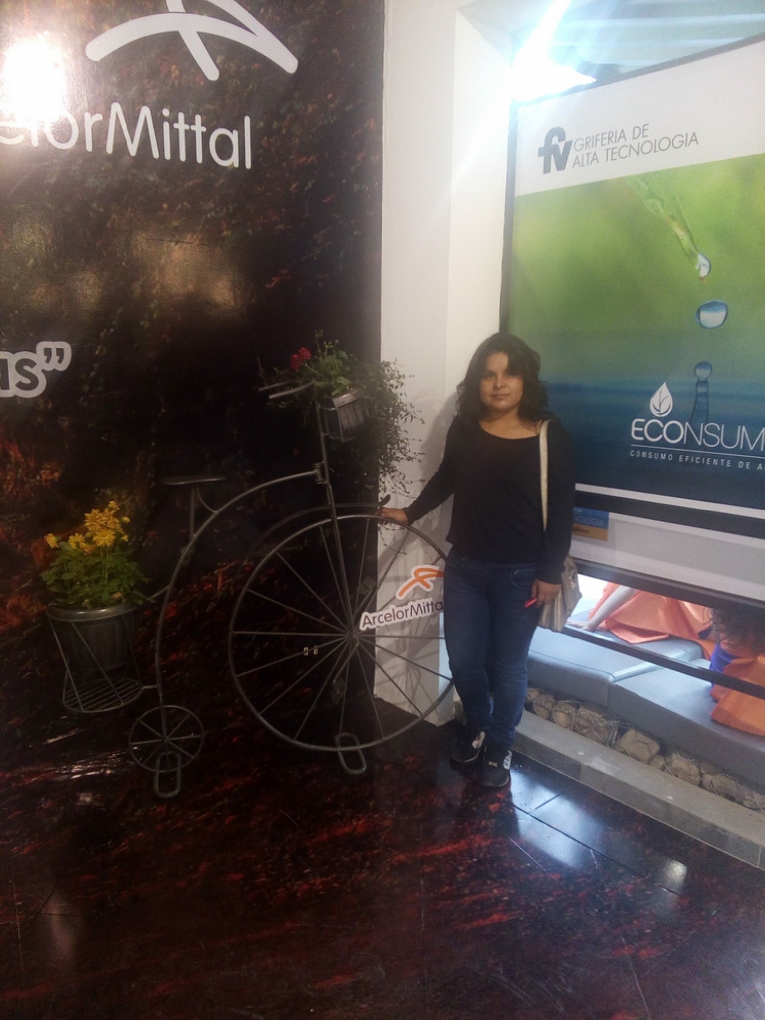Currently I am working at Jalasoft like Quality Assurance. I studied in UMSS -Cochabamba. I worked in World Vision Bolivia - Vinto and Save the Children Bolivia