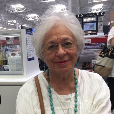 crelia_mary's profile picture. 