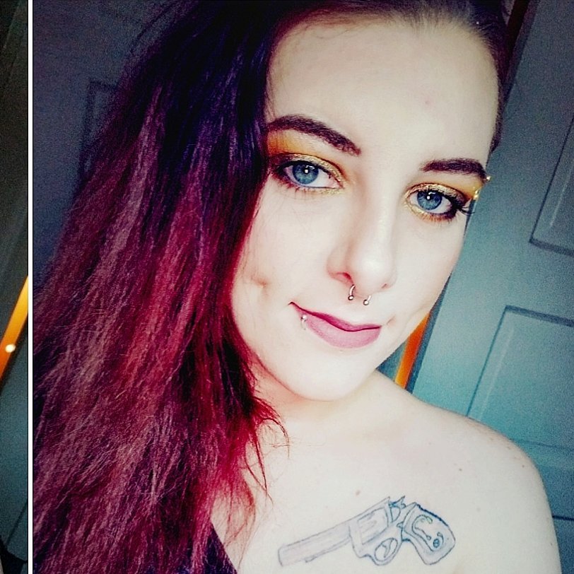 Trashy&ClassyAsFuck. Bicoastal. -_- Asexual.