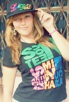 o meu jeito de ser αs vezes incomodα os outros.  mαs eu nαo ligo sou o qê sou. qem nαo estiver feliz qê se mαte (y