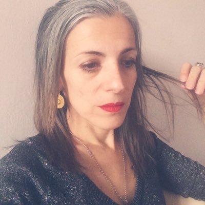 claireb1907's profile picture. Scénariste, romancière. Romans: Ceci est mon sexe. Baudelaire, le diable et moi. Phrères. Pourquoi je n'ai pas écrit de film sur Sitting Bull. Chant d’amours.