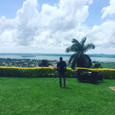 teflonsimo's profile picture. F R E E Y O U R M I N D | 🌍 🇺🇬