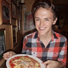 GF20Something's profile picture. 20 year old student writing about life with Celiac Disase (and the Gluten Free diet) - find tips on eating GF in the US, UK, and more!