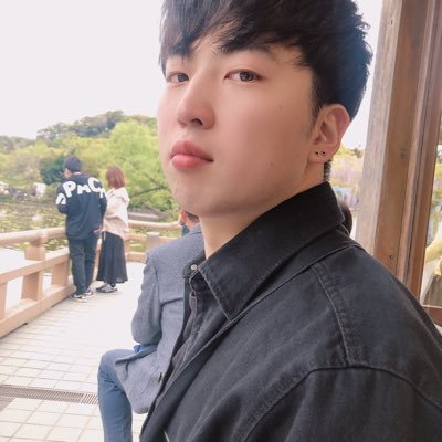 マイナビ.Sales → タグピク→urtoMedia CEO →BIJIN&CO. CEO| 社会人7 年目| 立ち上げた会社を相方に預ける| 「何事も圧倒的に」|主に日本一のキャスティングプラットフォーム運営、動画制作をやっている会社です。