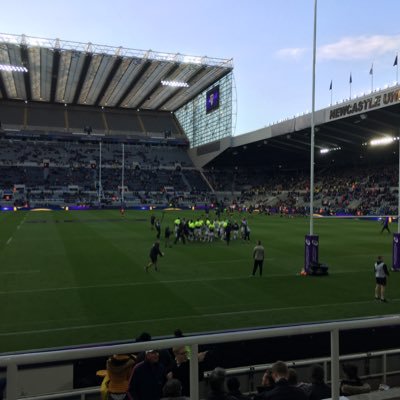 im a nufc season ticket holder, I love my girlfrienda Lisa loads, plus I like my car a lot and like going on uk planes and seeing 2 rugby world cup games in Ncl