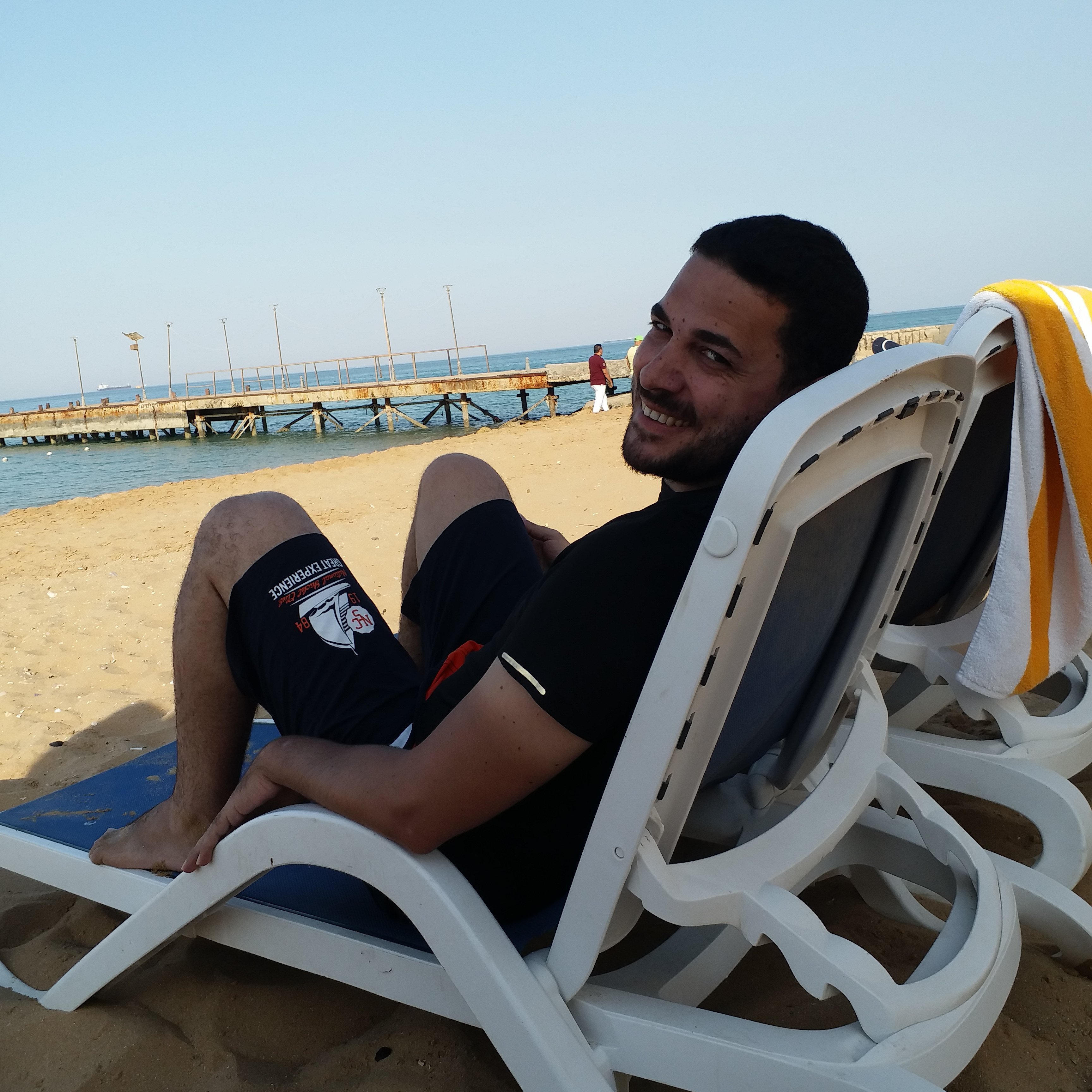 deyaaShussien's profile picture. 