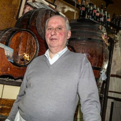 cboteros33's profile picture. A parte del olor a alcohol y de algún babeo ocasional, algunas veces dices cosas muy interesantes