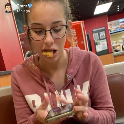 lacyymarie02's profile picture. im baby 🥺