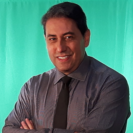 Jornalista, radialista, ator, professor universitário, palestrante espiritualidade, cerimonialista, especialista em marketing e gestor/criativo de Internet