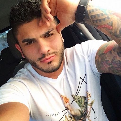 Colorad81140535's profile picture. "Ser feliz e o resto acontece."