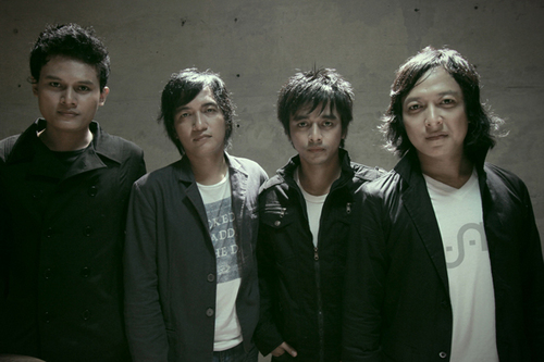 QuadTheBand's profile picture. 