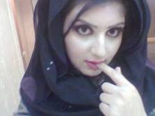 Studied in Saudi Arabia for 14 years, now in mumbai, studing in B.A.F in MMK College. Enjoying life to the fullest!!!