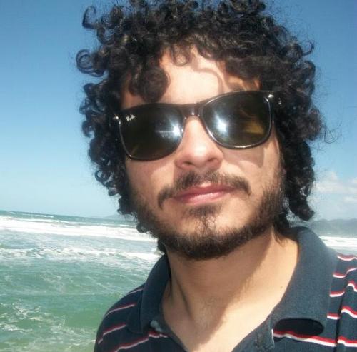Sou guitarrista do Pallets de São José dos Pinhais/PR