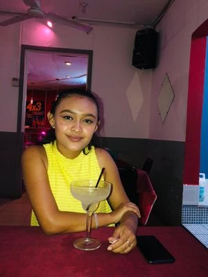 ArauzDataba's profile picture. Instagram: sdayanaa_ Todo se vale😉