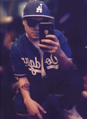 xXLayLowXx's profile picture. 