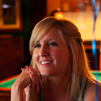 Laura Cantwell - @runshortyrun Twitter Profile Photo