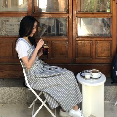 christineyeo's profile picture. 