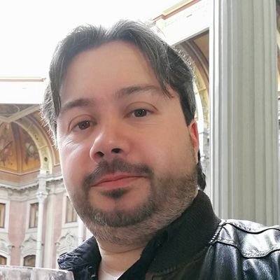 Data Scientist and former Cell biologist (in Dauer stage) sometimes runner and part-time geek. My opinions are my own.