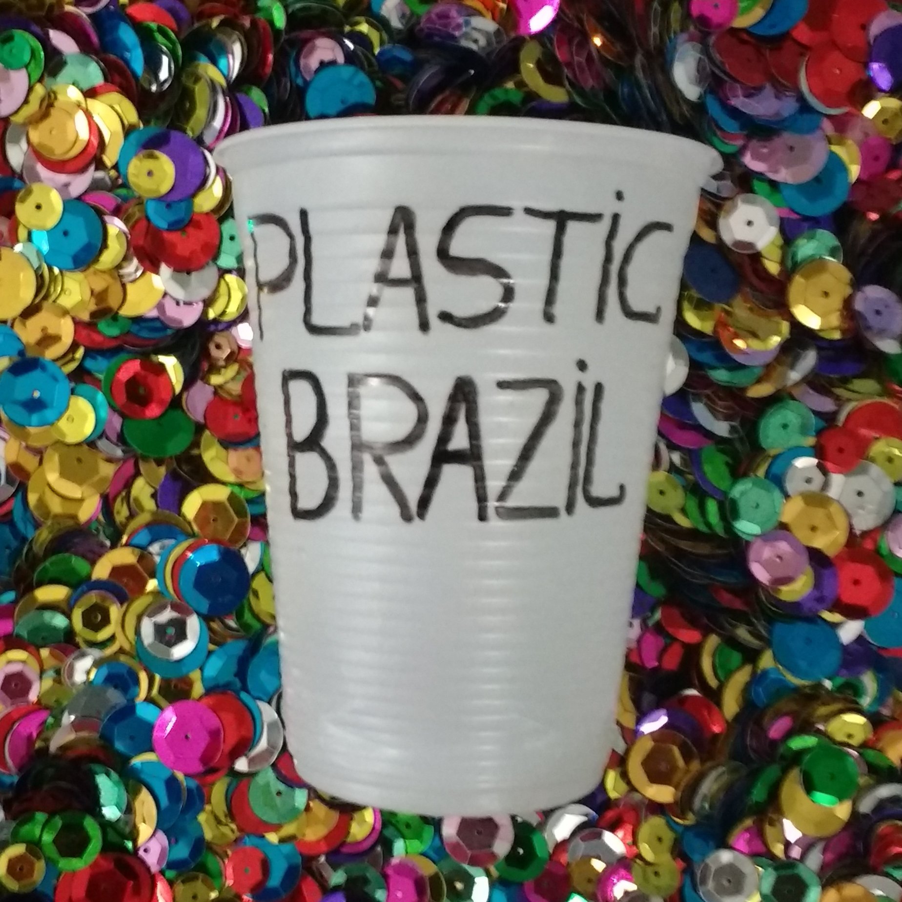 PLASTIC BRAZIL
PLÁSTICOS BIODEGRADÁVEIS OBTIDOS DE QUÍMICA VERDE, UM NOVO BIOPOLÍMERO QUE GERA UM NOVO TIPO DE BIOPLÁSTICO. PRODUZIMOS OS PLÁSTICOS DO FUTURO.