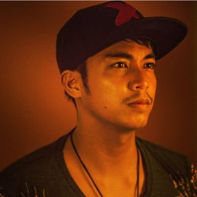 I don’t believe in half-baked. If you’re asked for something, you give it your 100 percent. Not just 90 percent. That’s how I am as a person.
IG: @papa__ru