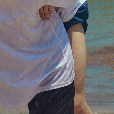 aleinjun's profile picture. #DONGHYUCK: you’re still baby