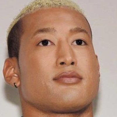 5-56と音楽をこよなく愛するただのゴリラアカウント。 
