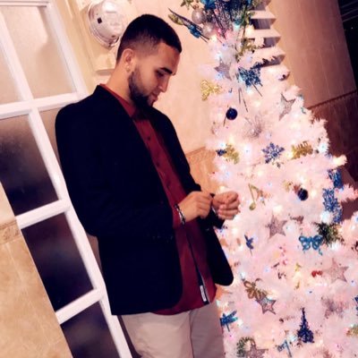 Ezequie82469845's profile picture. 