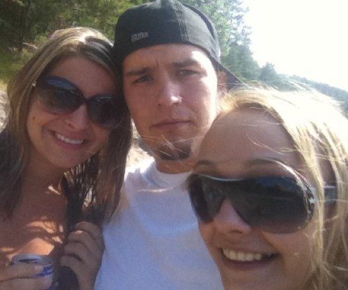 ryan52385's profile picture. 