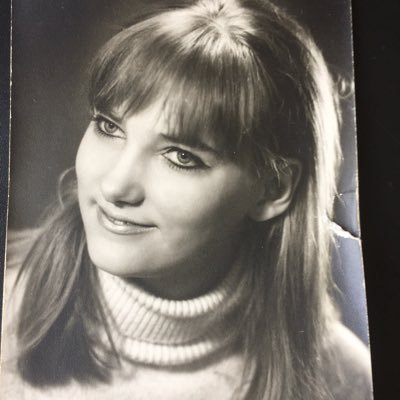 Butterf7071354's profile picture. Realist : Heb de pest aan Taalnazi’s : PVV-er : Ban islam : NEXIT : 🇾🇪🇭🇺🇮🇱