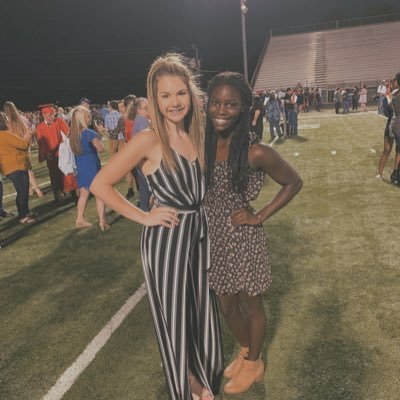 LeeyahKa's profile picture. chilling 😌. sc:kaleeyah_21