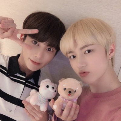 Fan account for #TXT 😏💕 | #TOMORROW_X_TOGETHER 🤩 | TXT 팬 계정 😉 | 20190304 데뷔🎊 | 어느날 머리에서 뿔이 자랐다💘 |