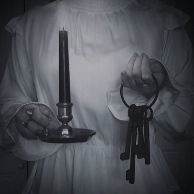 LOVE_EATER_BAND's profile picture. NYC Gothic Divergent Band