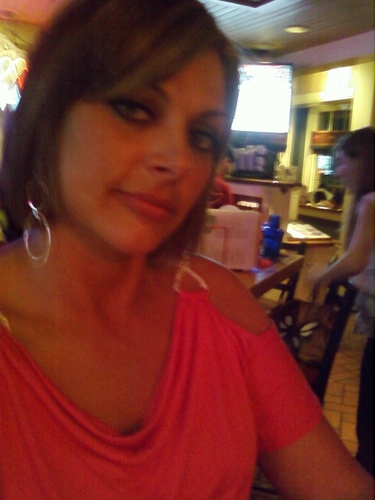 crnarose's profile picture. Im happy n bubbly down to earth likes to have fun.