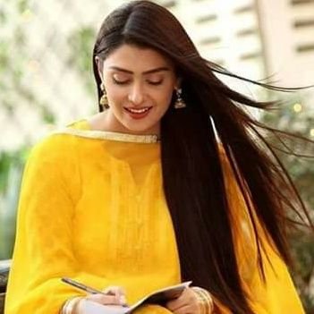 🦋 میری ہر سوچ
ہر تمنا پراس کی خاموش حکمرانی ھے🦋