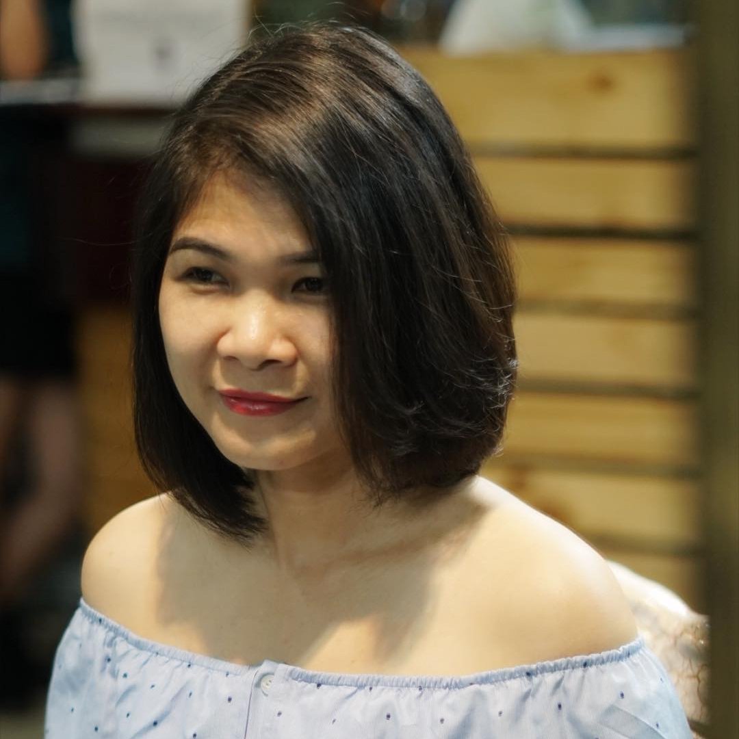 Publisher of Beauty Review. Formerly Senior Beauty Editor of Elle Vietnam.