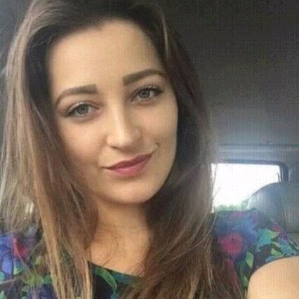 Coucou salut comment allez vous j'aimerais faire votre connaissance si cela ne vous dérange pas du tout ??