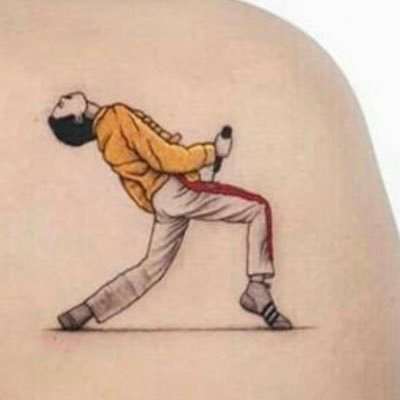 Wife, mum, reader, geek, bad singer , music enthusiast, gin lover, Freddie Mercury fan, very awkward, bit of a twat 🤷♀️