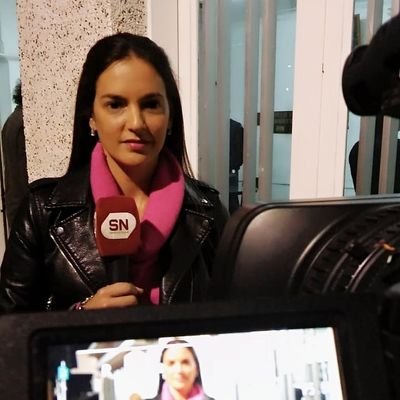 Lic. en Cs de la Comunicación. Periodista de Somos Noticias (SRC). Alegre, sensible y soñadora...