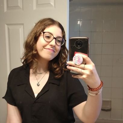 kat_mitchell15's profile picture. 