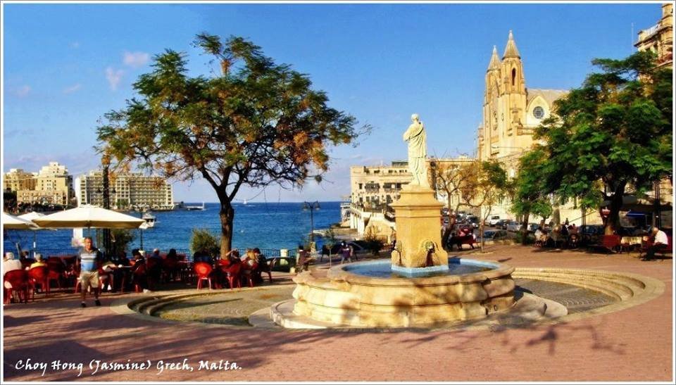 Afinia  Short term Holiday Lets  Balutta Bay Sliema Malta