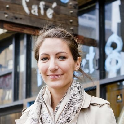 EmilieTales's profile picture. Social Geek obsédée par le #digital & l'#innovation / Directrice de la #communication chez @veolia_fr #Eau, Région Centre Ouest / Mes Tweets n'engagent que moi.