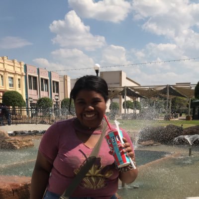 savannaaleis's profile picture. 